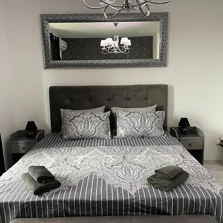 Astoria 5. K.k. Elenite Appartement *