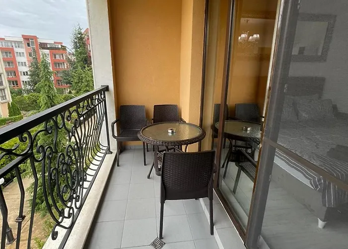 Astoria 5. K.k. Elenite Апартамент *