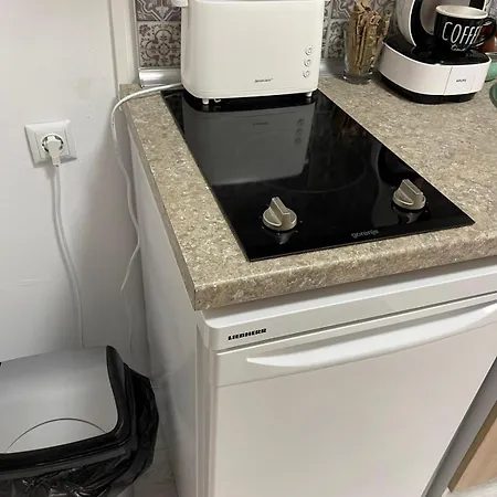 Astoria 5. K.k. Elenite