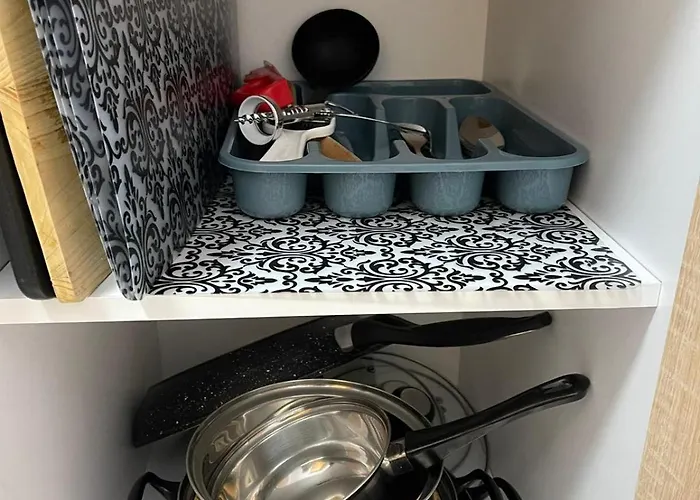 Astoria 5. K.k. Elenite Lägenhet